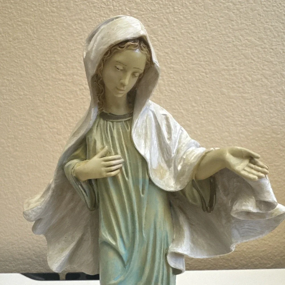 Vintage Fontanini Virgin Mary Figurine - The Ascension into Heaven 